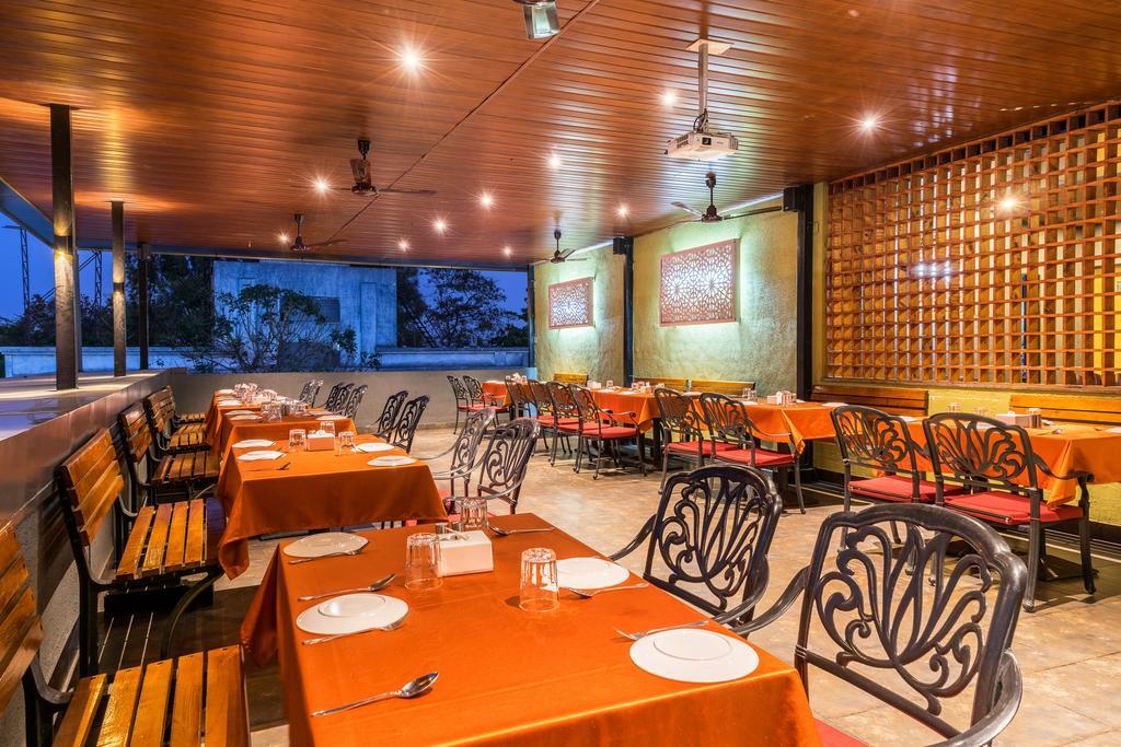 Treebo Premium Grand Emerald Pimpri-Chinchwad Extérieur photo
