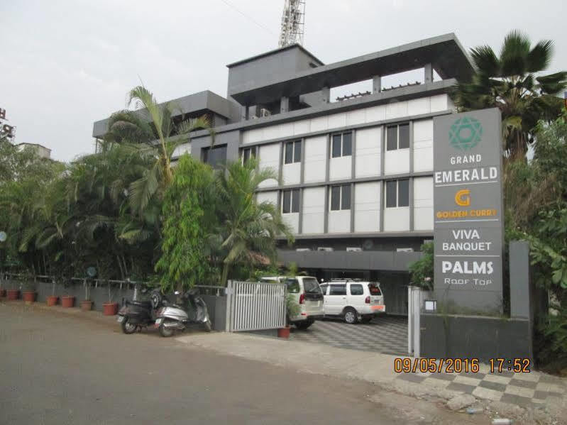 Treebo Premium Grand Emerald Pimpri-Chinchwad Extérieur photo
