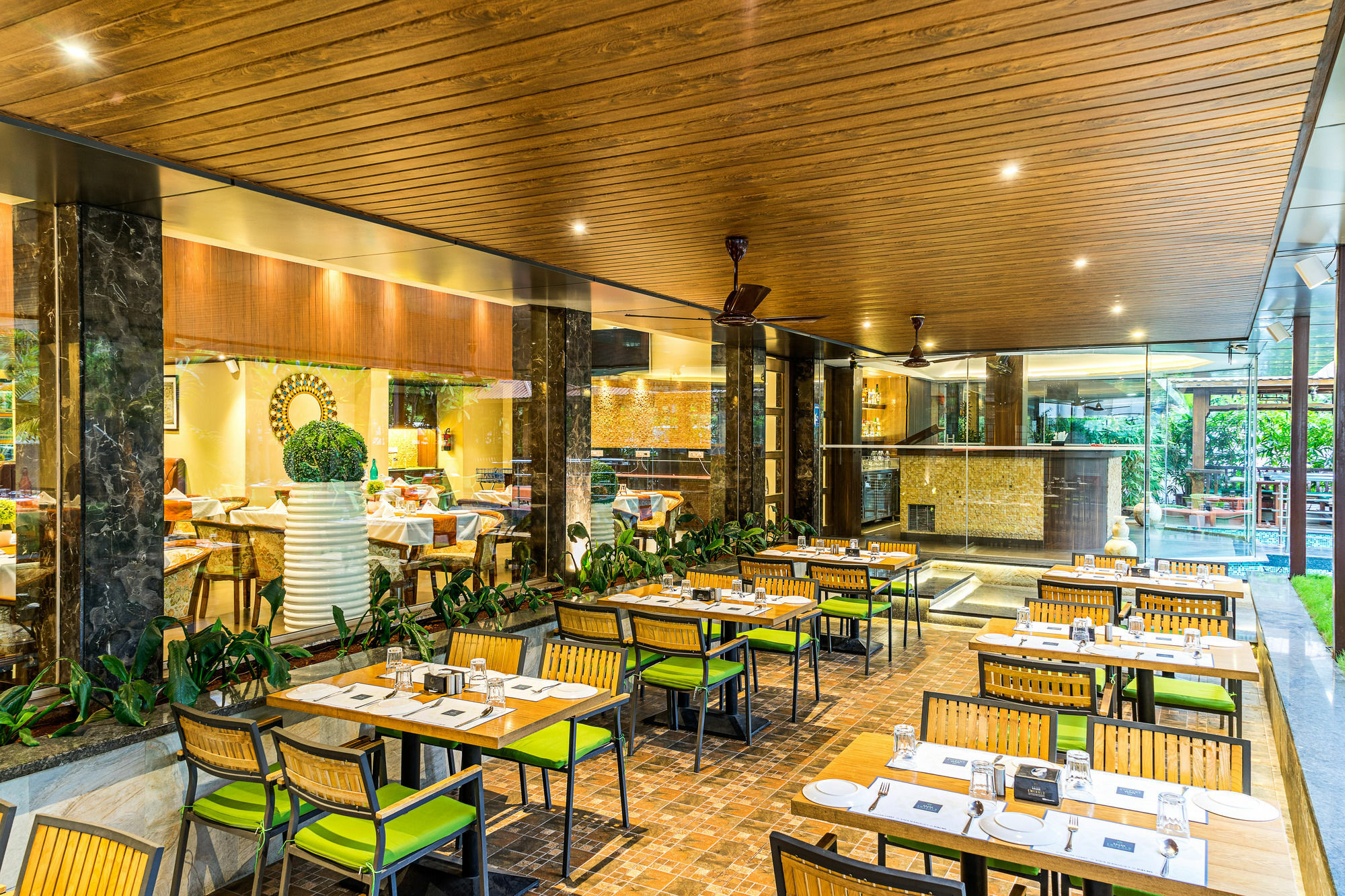 Treebo Premium Grand Emerald Pimpri-Chinchwad Extérieur photo