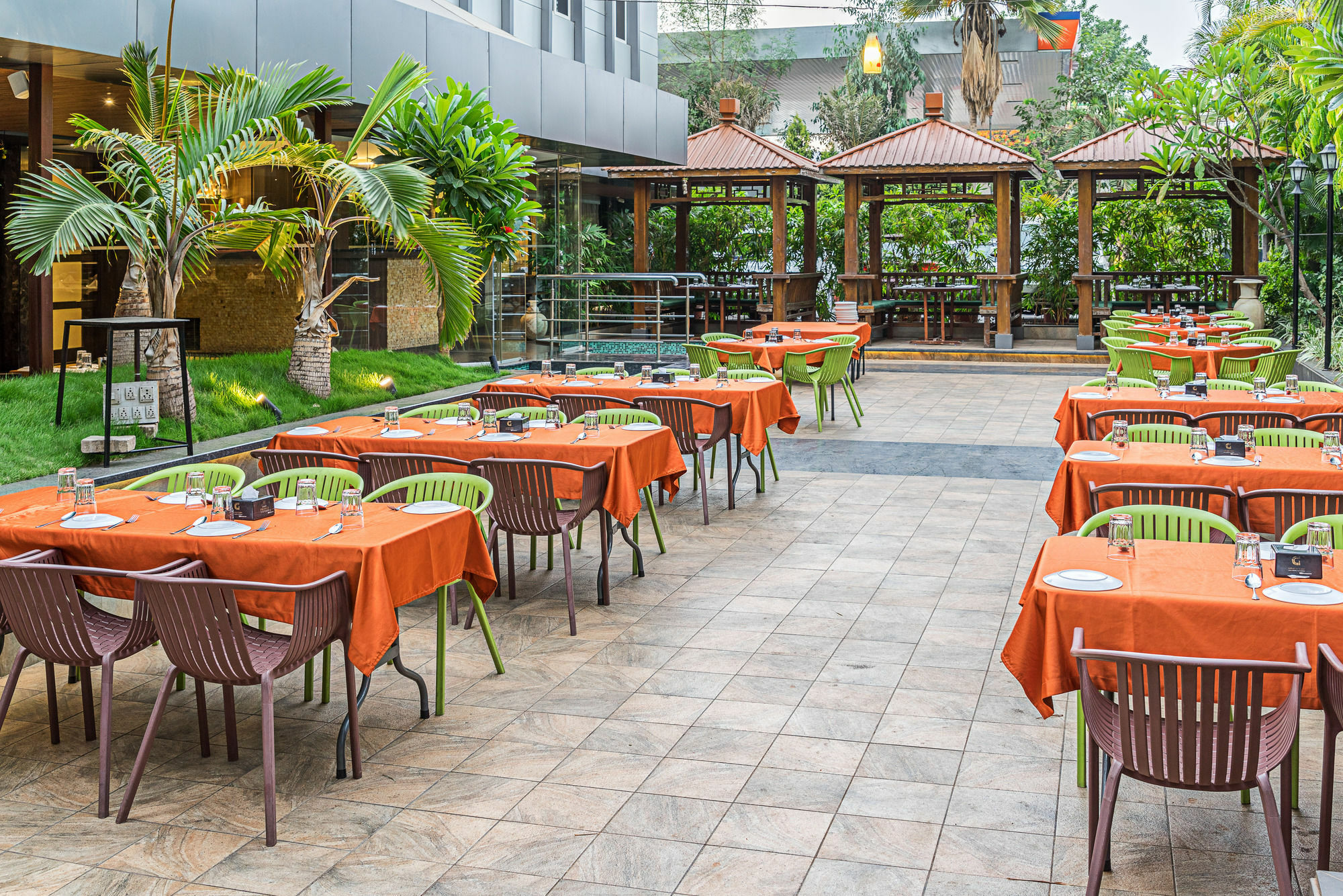 Treebo Premium Grand Emerald Pimpri-Chinchwad Extérieur photo